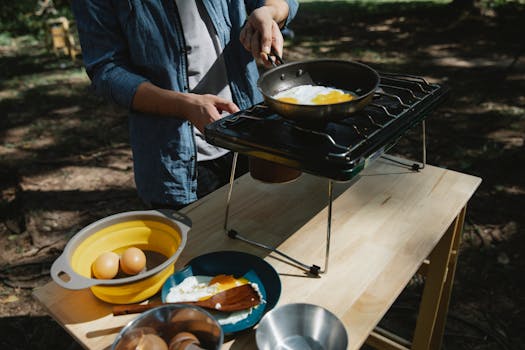 cooking a meal while traveling