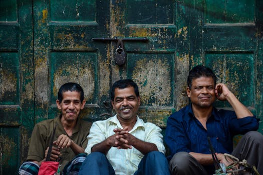 group of friends enjoying a local experience abroad